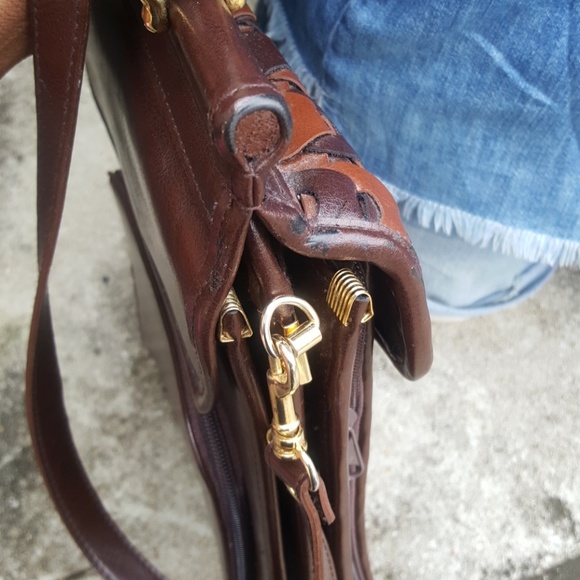 Vintage Crossbody Bag - Picture 5 of 8